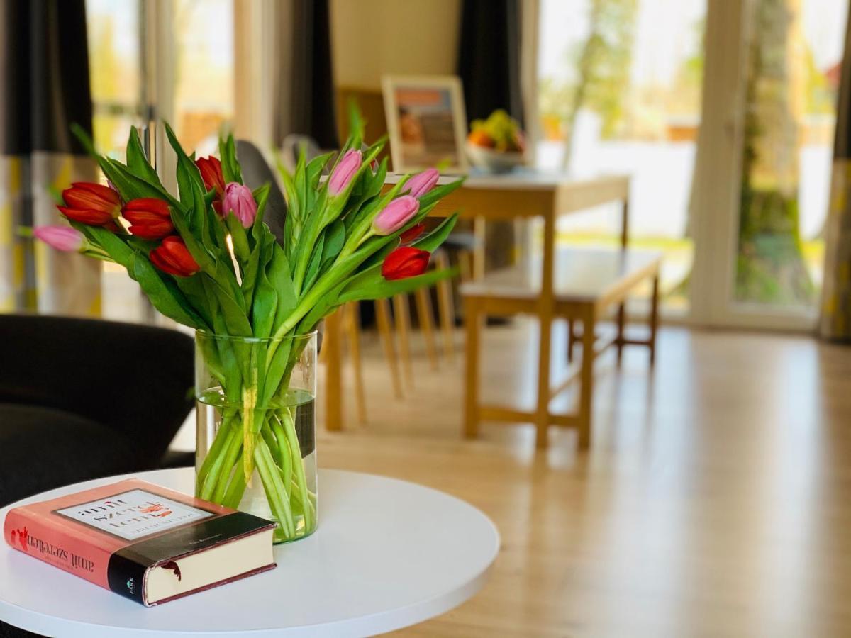 Barack Thermal & Natura Apartments Tiszakecske Bagian luar foto