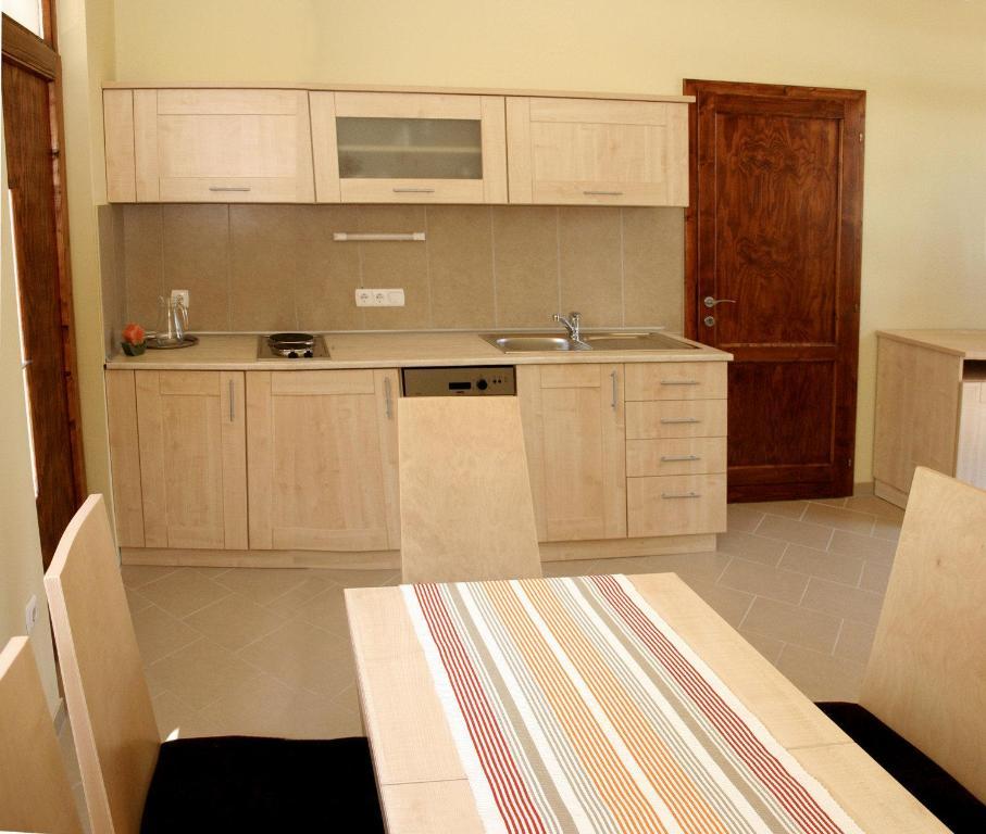 Barack Thermal & Natura Apartments Tiszakecske Bagian luar foto