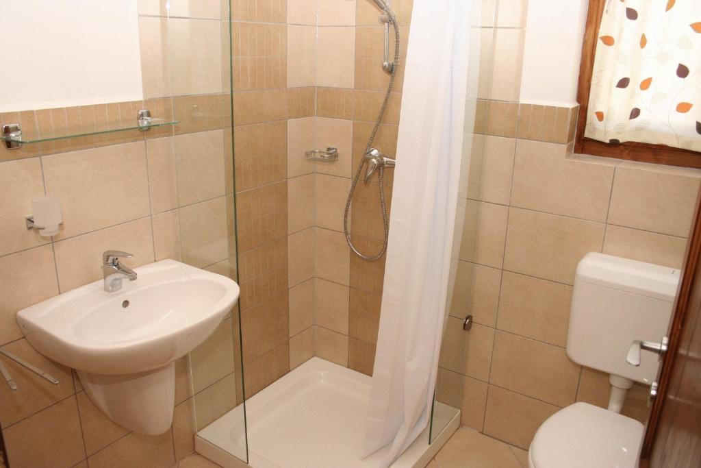 Barack Thermal & Natura Apartments Tiszakecske Bagian luar foto